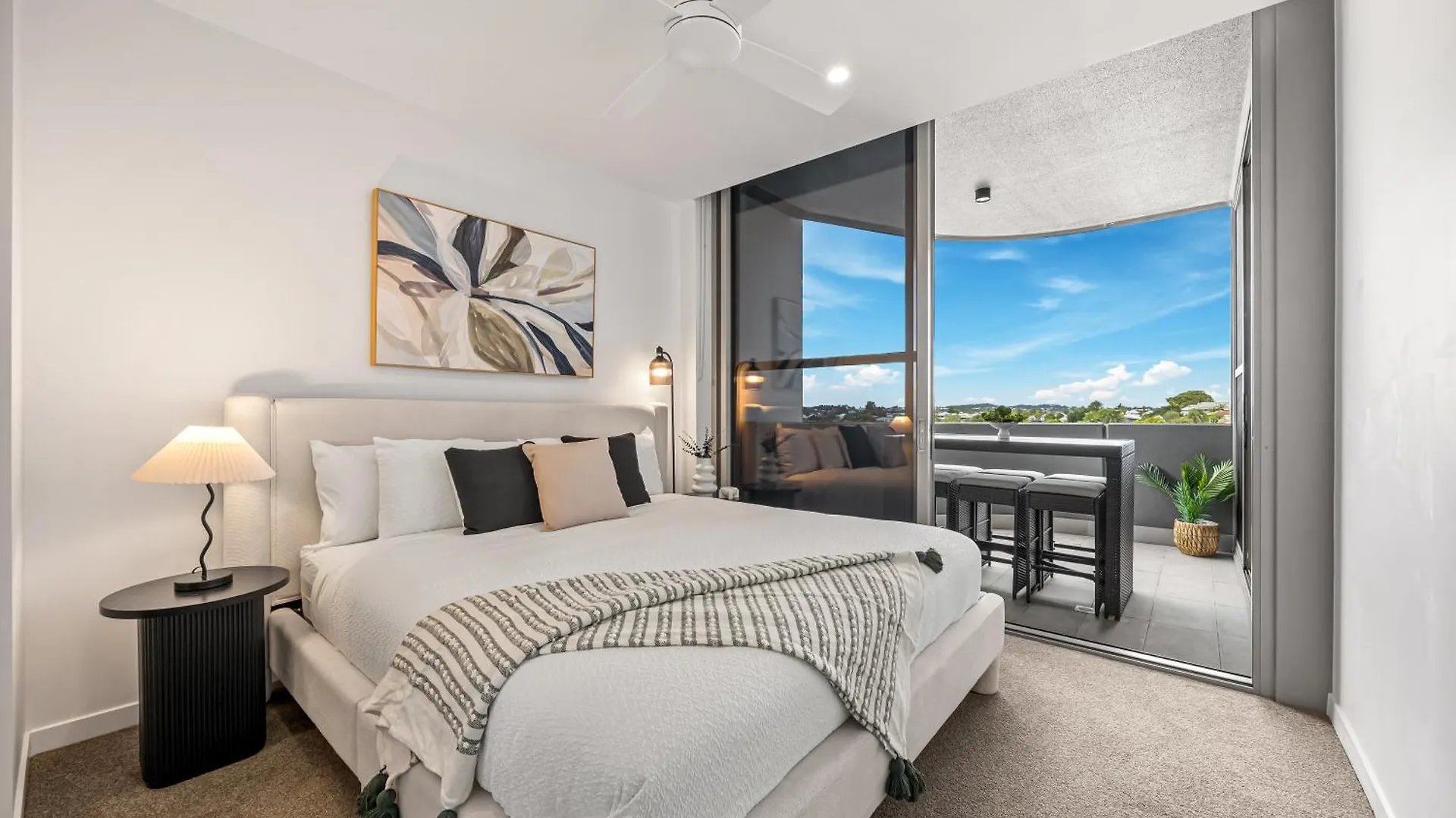 Sinclair Apartments - Free Secure Parking Brisbane Australia