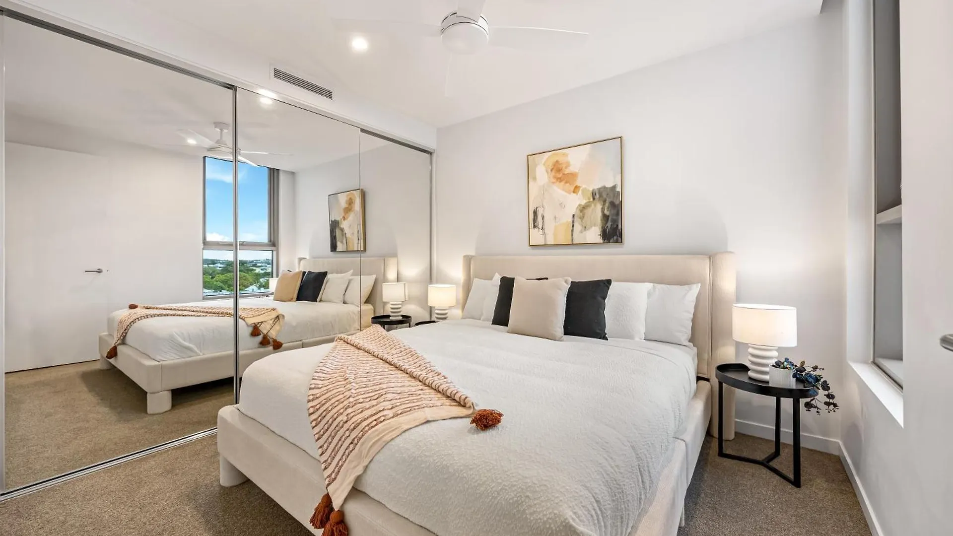 Sinclair Apartments - Free Secure Parking Brisbane Australia