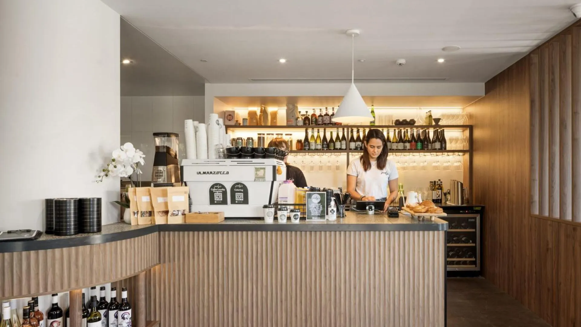Sinclair Apartments - Free Secure Parking Brisbane
