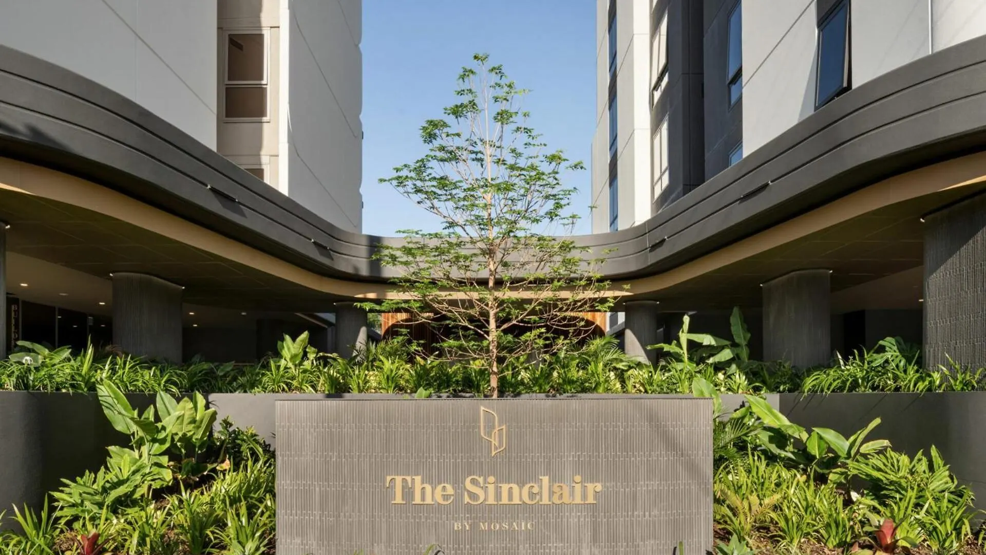Sinclair Apartments - Free Secure Parking Brisbane